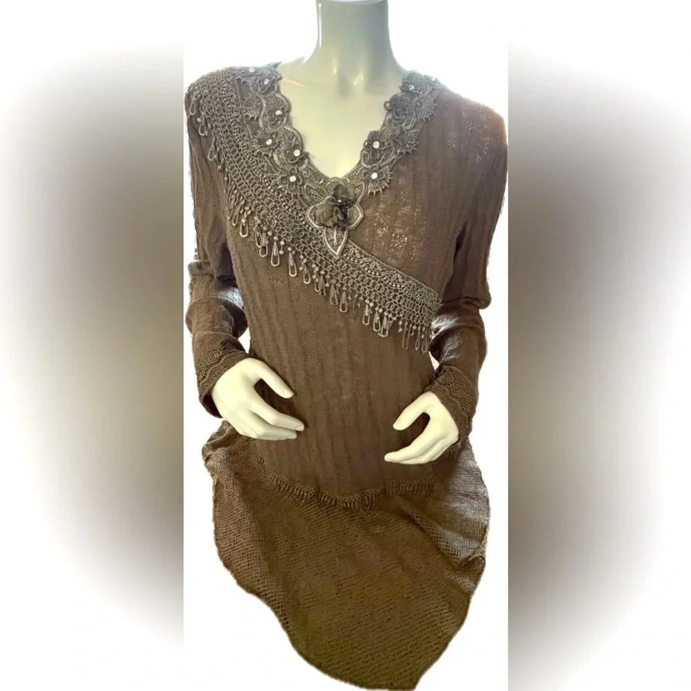 Women’s Vandana brown lightweight long-sleeve sweater with tons of details - XL - Picture 1 of 10